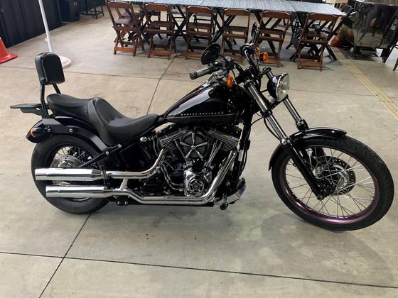 HARLEY-DAVIDSON SOFTAIL BLACKLINE 